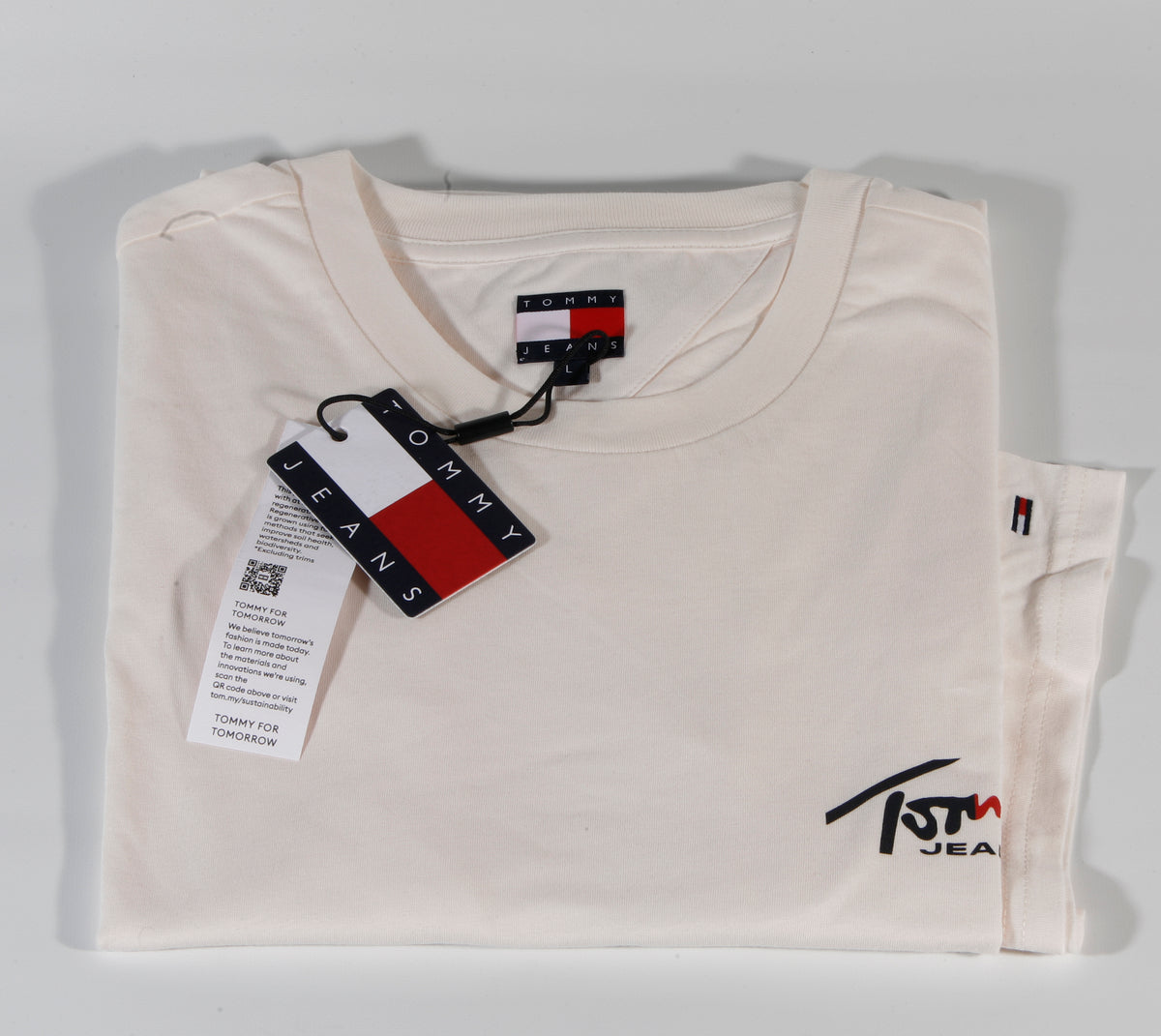 TOMMY HILFIGER T-Shirts Kurzarm Baumwolle TOMMY JEANS DM0DM22538 YBH Cremefarben