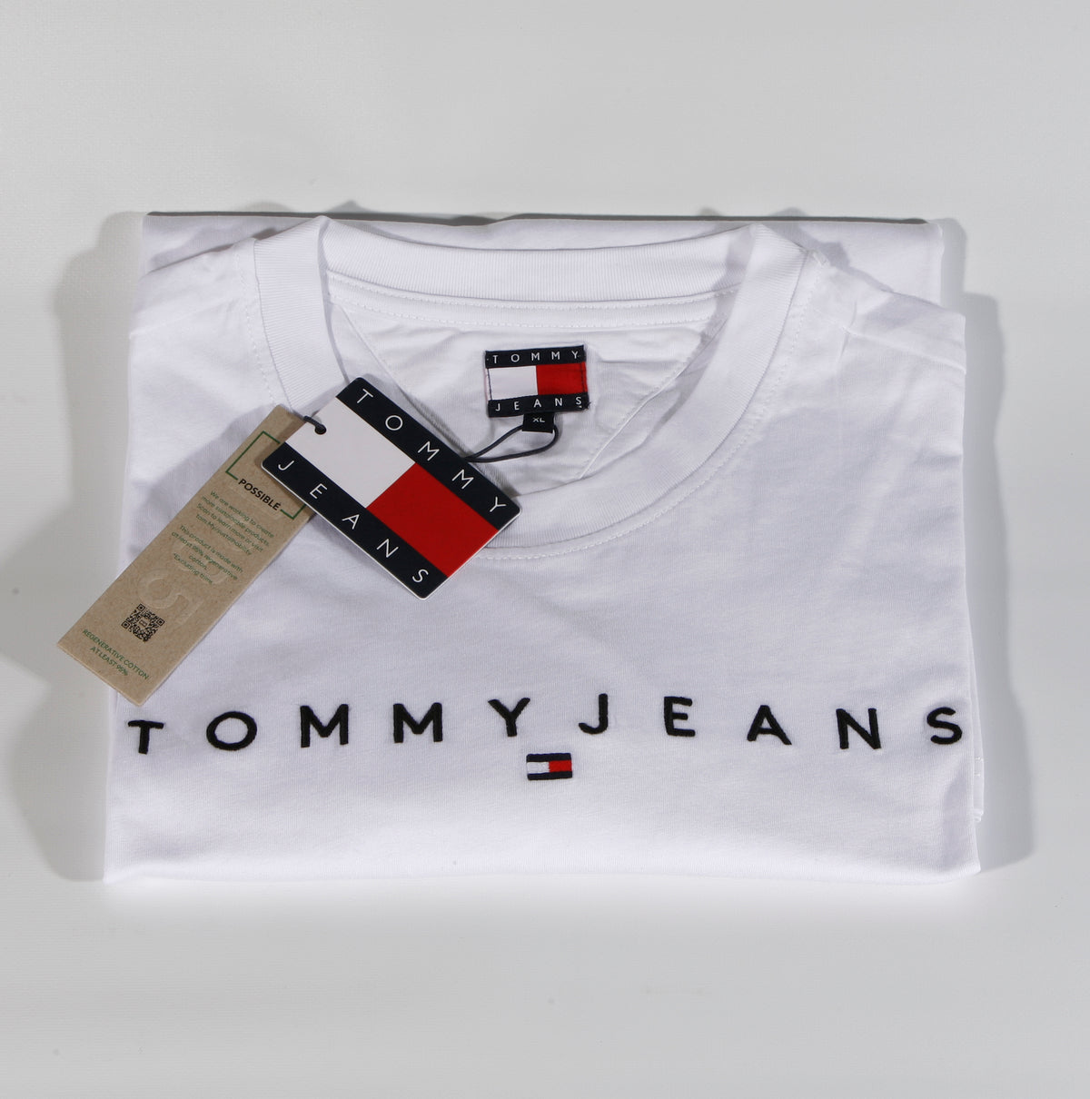 TOMMY HILFIGER T-Shirts Kurzarm Baumwolle TOMMY JEANS DM0DM20744 YBR Weiß