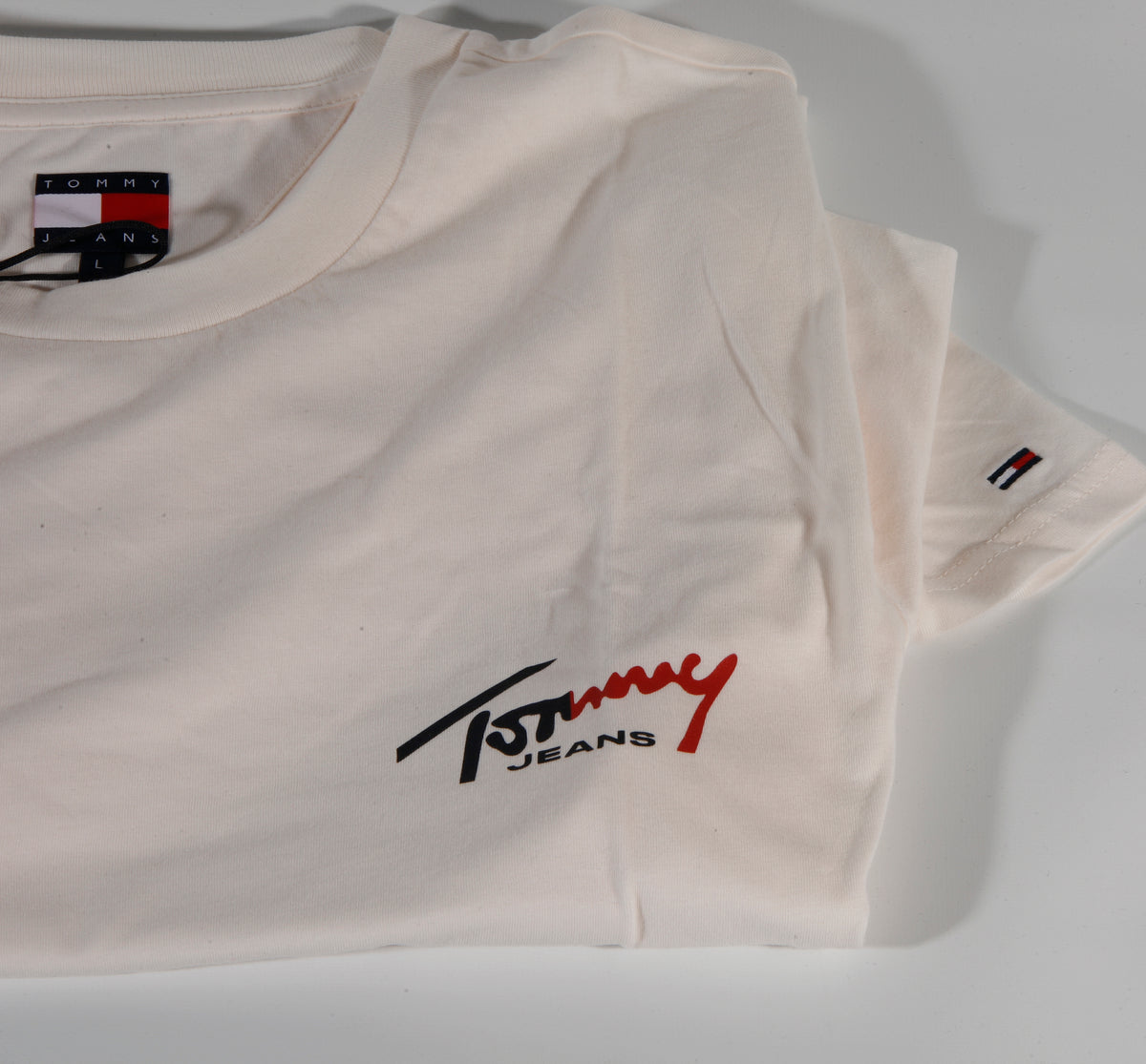 TOMMY HILFIGER T-Shirts Kurzarm Baumwolle TOMMY JEANS DM0DM22538 YBH Cremefarben