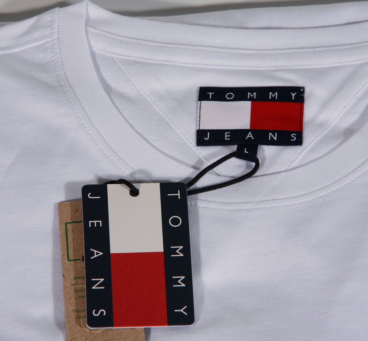 TOMMY HILFIGER T-Shirts Kurzarm Baumwolle TOMMY JEANS DM0DM04411-C44F782 Weiß