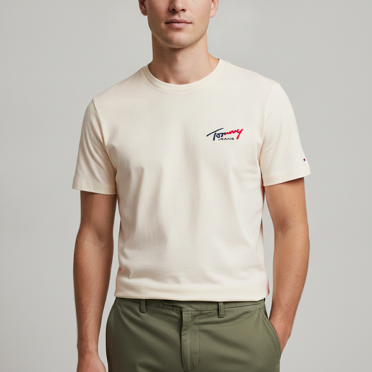 TOMMY HILFIGER T-Shirts Kurzarm Baumwolle TOMMY JEANS DM0DM22538 YBH Cremefarben